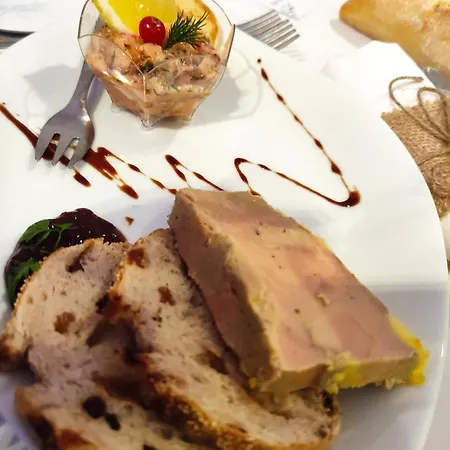 Domaine De La Ferme De Mont 3*